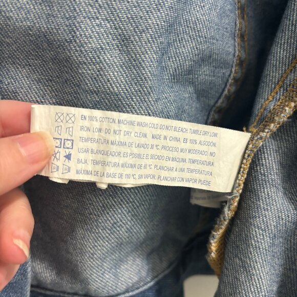 Forever 21 Jean Jacket medium wash denim jacket with pockets - Picture 5 of 9